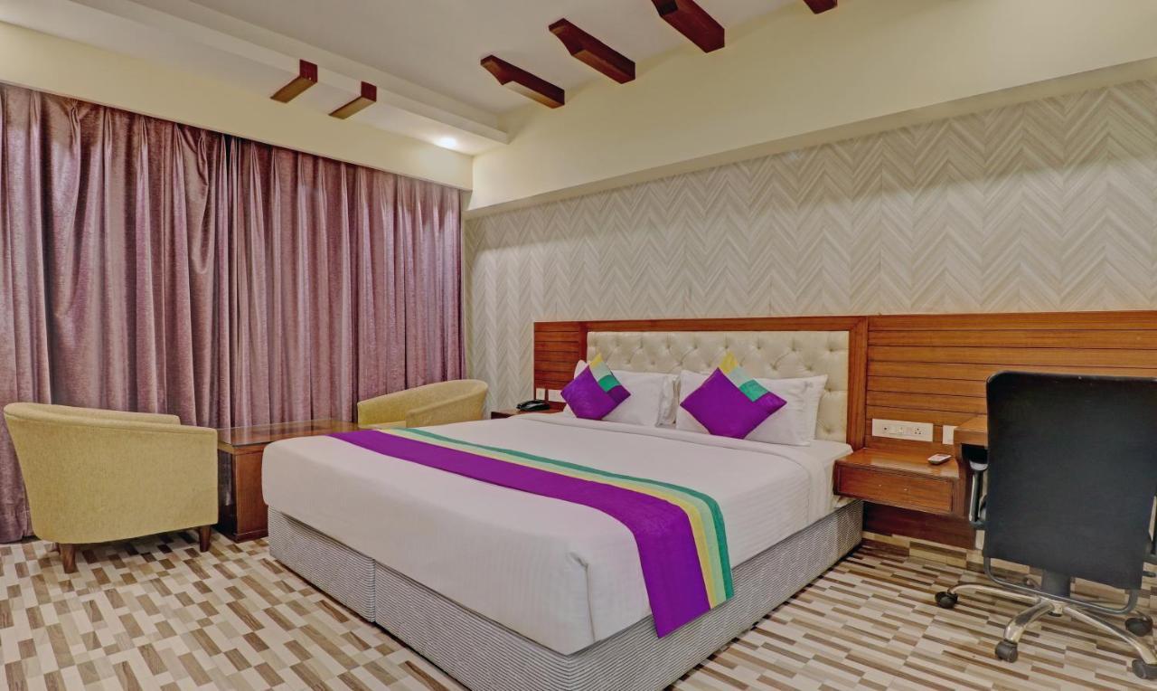Treebo Premium Pearl Avenue, Ring Road Hotel Dehradún Kültér fotó